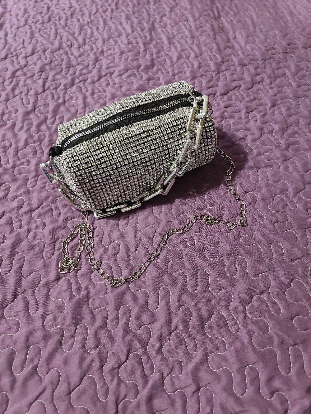 Silver Metallic Glam Purse Removable Crossbody Strap NWT - Picture 4 of 4